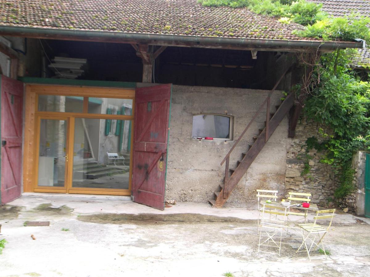 Grand Studio Et Jolies Chambres A Louer Passins Екстериор снимка